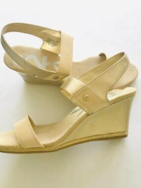 Anne Klein Sport AKFlorence Wedge Sandals 9M Gold/Beige Elastic Comfort